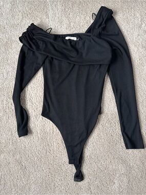 Black Off-Shoulder Long Sleeve One-Piece Bodysuit